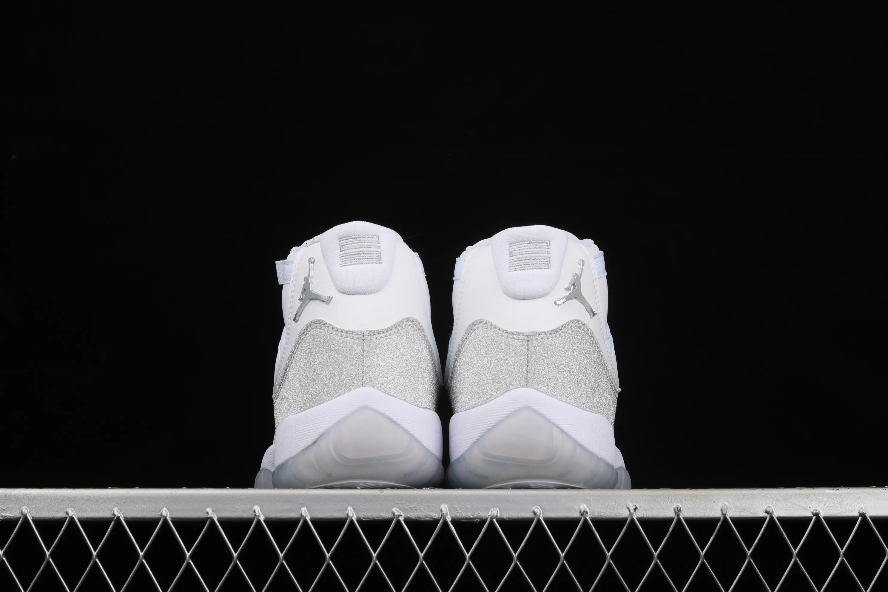 All categories Air Jordan Jordan series basketball shoes Air Jordan 11 Air Jordan 11 Metallic Silver AJ11 Joe 11 Swarovski Starry AR0715-100